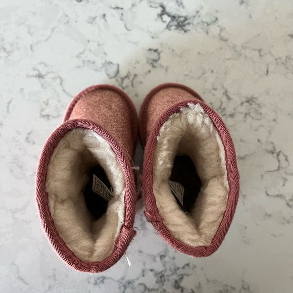 Ugg boots - Picture 5 of 6